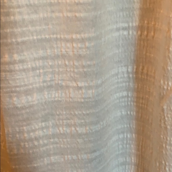 White sleeveless top - Picture 5 of 5